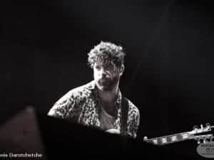 The_Foals_2019_004