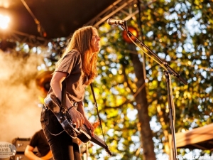 LARKIN-POE_CBP_2022_008