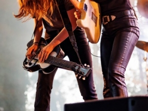 LARKIN-POE_CBP_2022_022