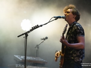 4-thekooks-2305