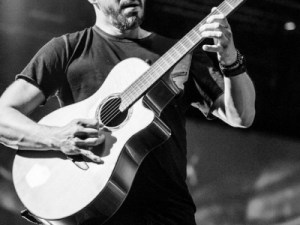 Rodrigo Y Gabriela-15