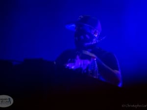Scarfinger-3