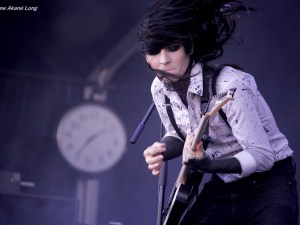 MOTIONLESSINWHITE-Carine-Long-1
