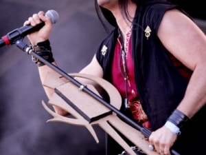 MYRATH-Carine-Long-3