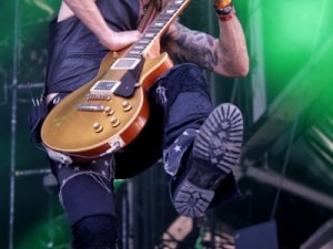 THEDEADDAISIES-Carine-Long-3