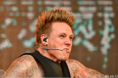 Papa-Roach.-2