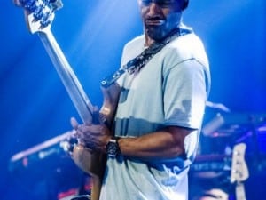 Photo-Patrick-ARFI-MARCUS-MILLER-Laid-Black-Tour-2019-10