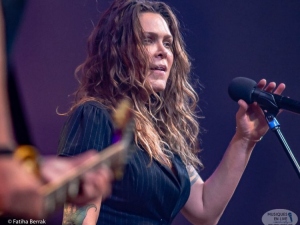 1.Beth-Hart-JIM_2019_009