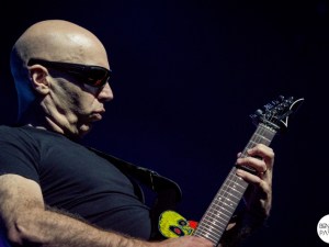 Joe_Satriani_Femina