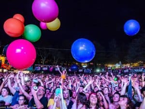 Thirtysecondstomars00004