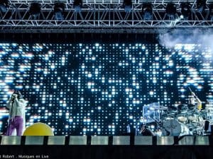 Thirtysecondstomars00009