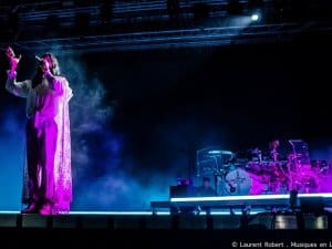 Thirtysecondstomars00010