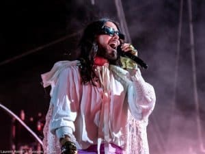 Thirtysecondstomars00025