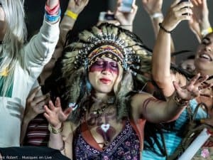 Thirtysecondstomars00035