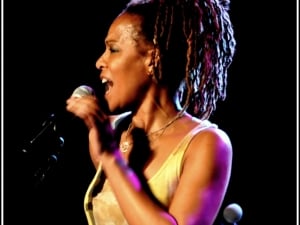 2015.05.13, Lisa Simone, Bordeaux, Salle du Vigean (14)