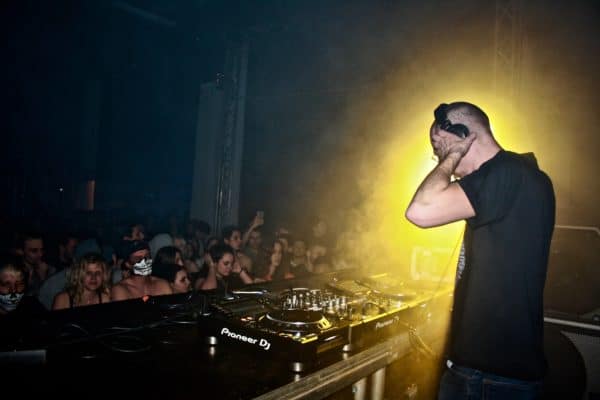 SKULLCORE - L'ENTREPÔT #LIVE REPORT @ ALIZE SIBELLA 9 PHOTO 8 e1523523364377