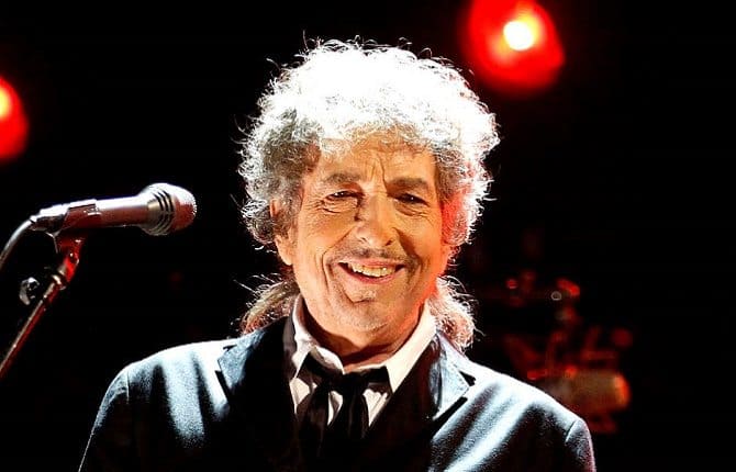 BOB DYLAN PAUSE GUITARE 2015 MUSIQUES EN LIVE