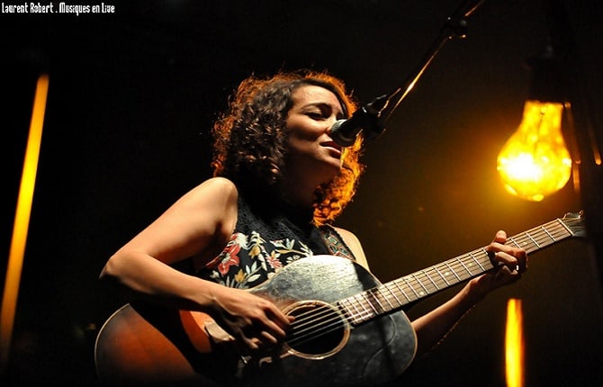 photo gaby moreno concert 2016