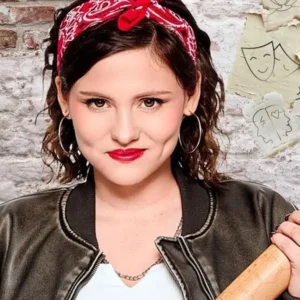 Delicate Florence Mendez